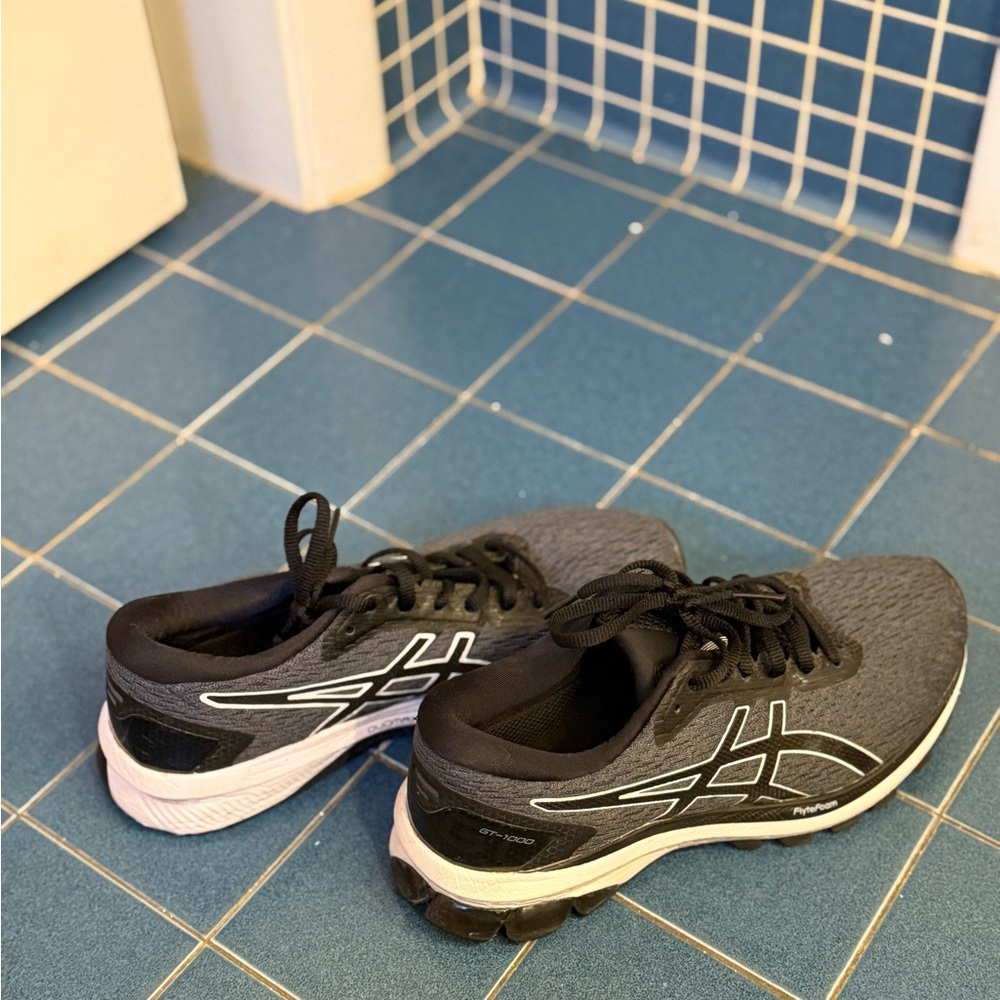ASICS Women’s Gray and Black Athletic Shoes